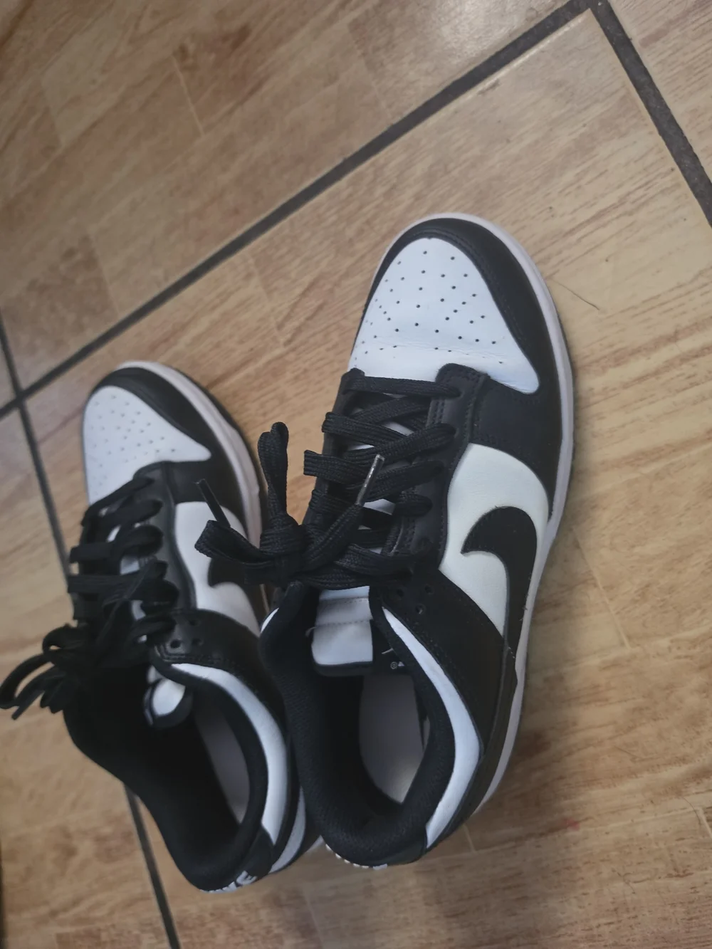 Nike Women's Size 8 Black & White Panda Low-Top Sneakers